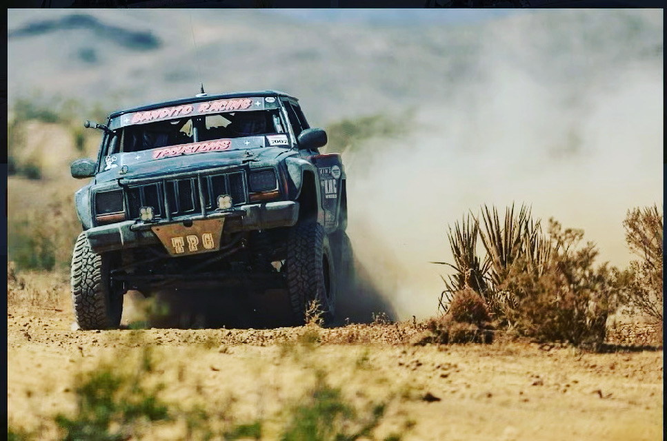 Just dropping this here because we love looking at it. 

@tpcustomchopshop
#workhardplayhard #coolthings #racejeep #jeepcherokee #offroadracing #jeepspeed #class2000racers #horsepower #racecar #letsgo #offroad #throttle